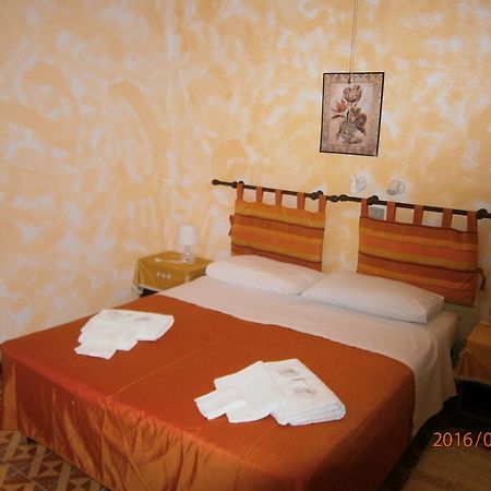 Albergo Il Cantuccio Bolano ภายนอก รูปภาพ